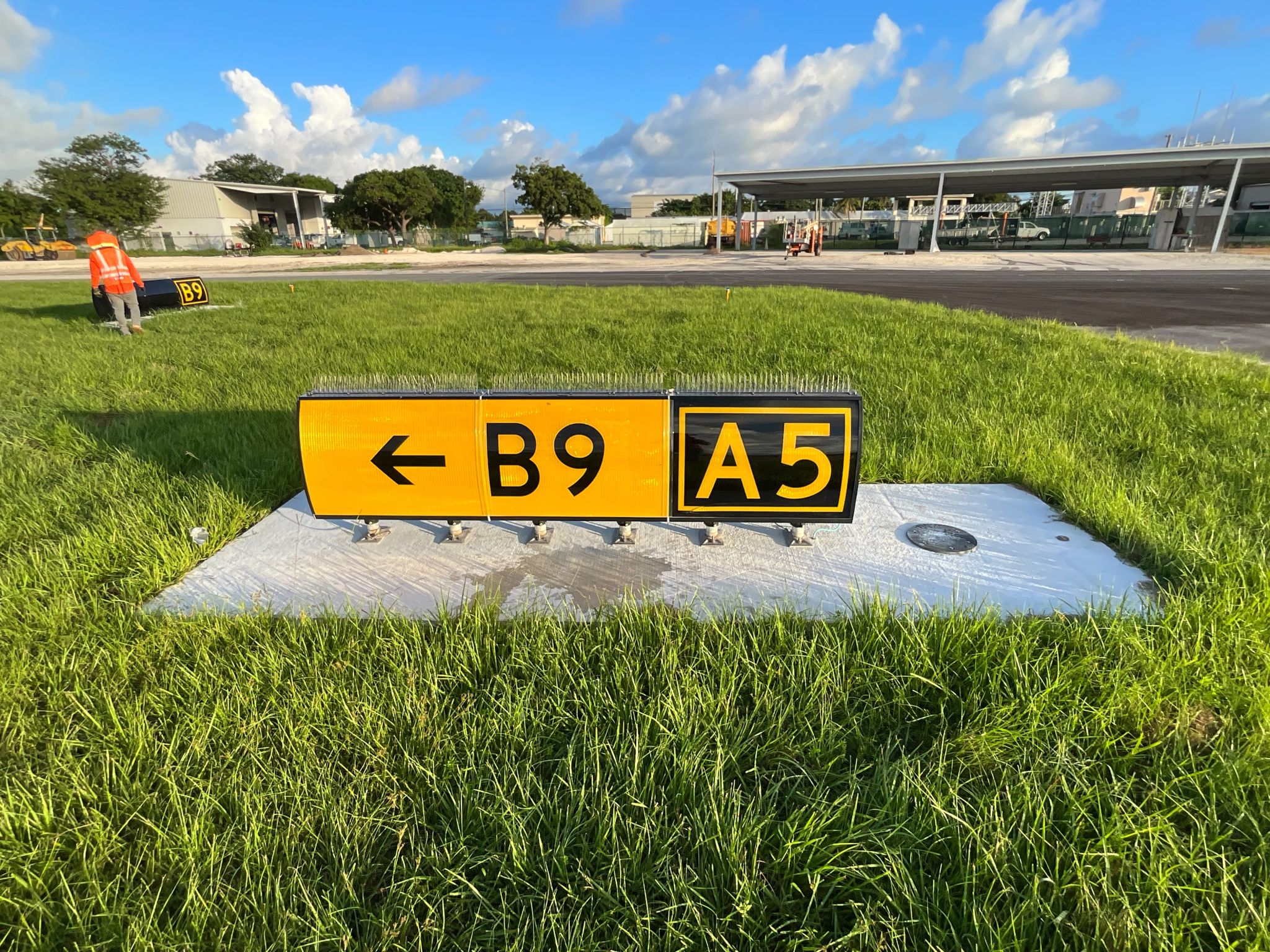 Hypower airfield lighting at Florida Keys Marathon International Airport